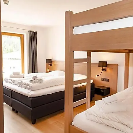 Zillertal فندق جيرلوس