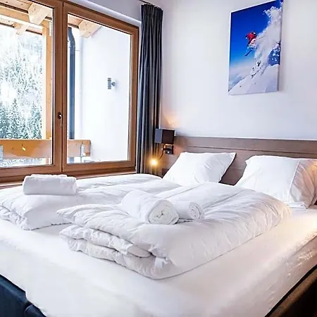 Zillertal فندق جيرلوس