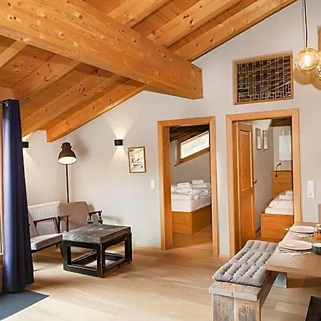 فندق Zillertal جيرلوس